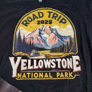 Yellowstone National Park ROAD TRIP 2025 T-Shirt size XXL